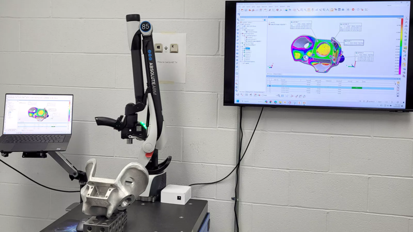 Scanning a pelvis bone using a Hexagon AS1 3D scanner and PolyWorks|Inspector